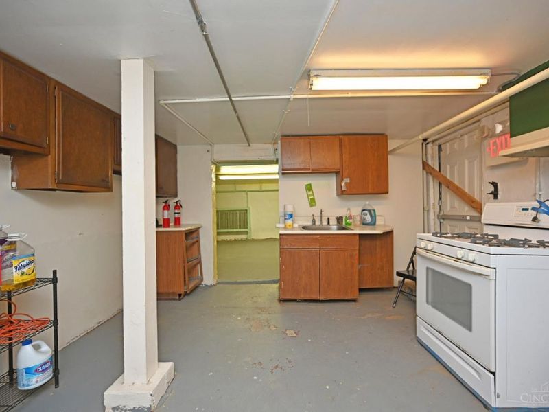 2260 Vine Street, Cincinnati, OH 45219 Photo 21