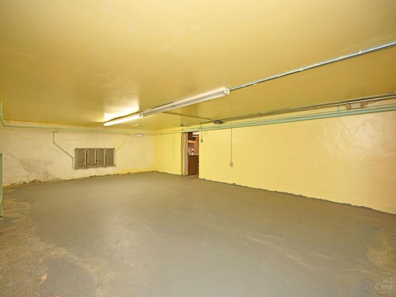 2260 Vine Street, Cincinnati, OH 45219 Photo 23