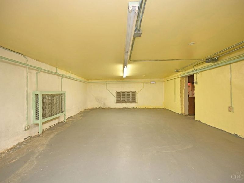 2260 Vine Street, Cincinnati, OH 45219 Photo 24