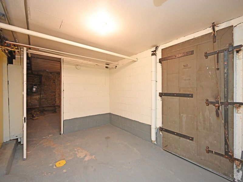 2260 Vine Street, Cincinnati, OH 45219 Photo 25