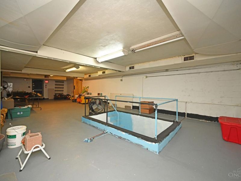 2260 Vine Street, Cincinnati, OH 45219 Photo 35