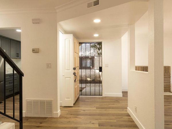 364 E Bard Road, Oxnard, CA 93033