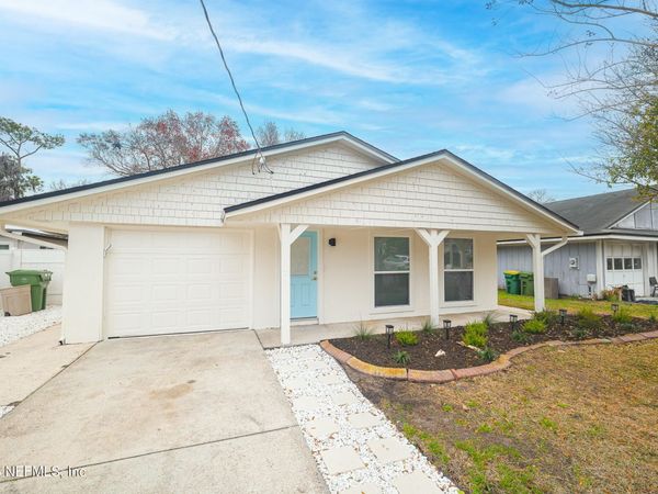 909 17TH Street N, Jacksonville Beach, FL 32250