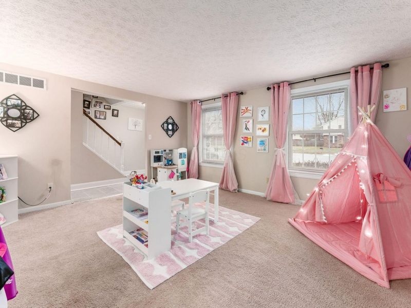 4281 Hanging Rock Court, Columbus, OH 43230 Photo 7