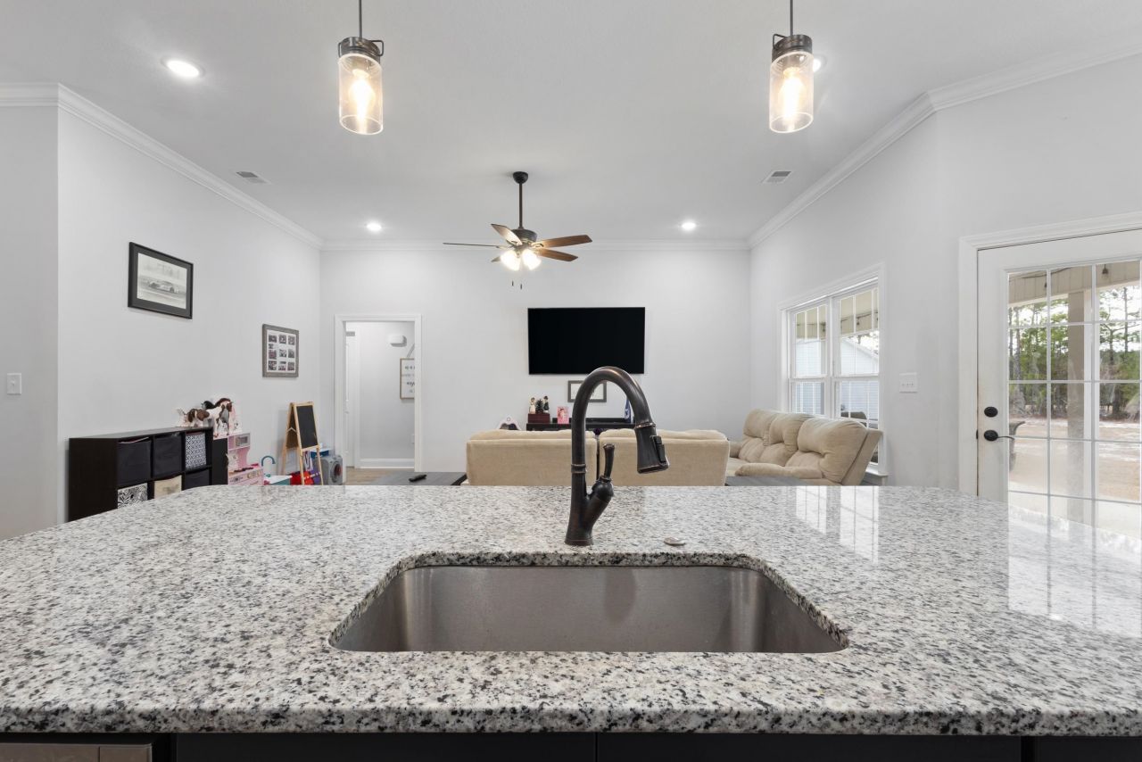 2267 Vaught Rd. Photo 4