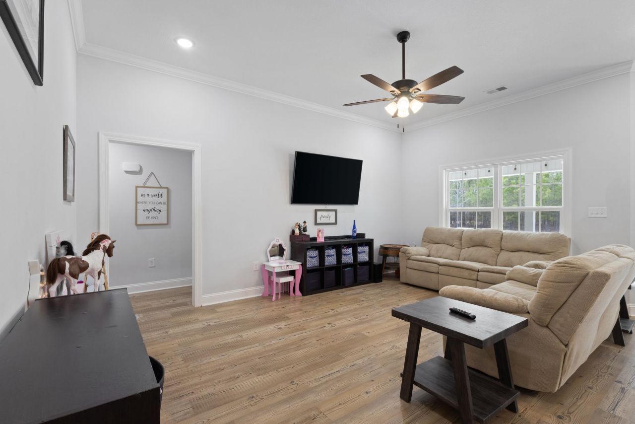 2267 Vaught Rd. Photo 6