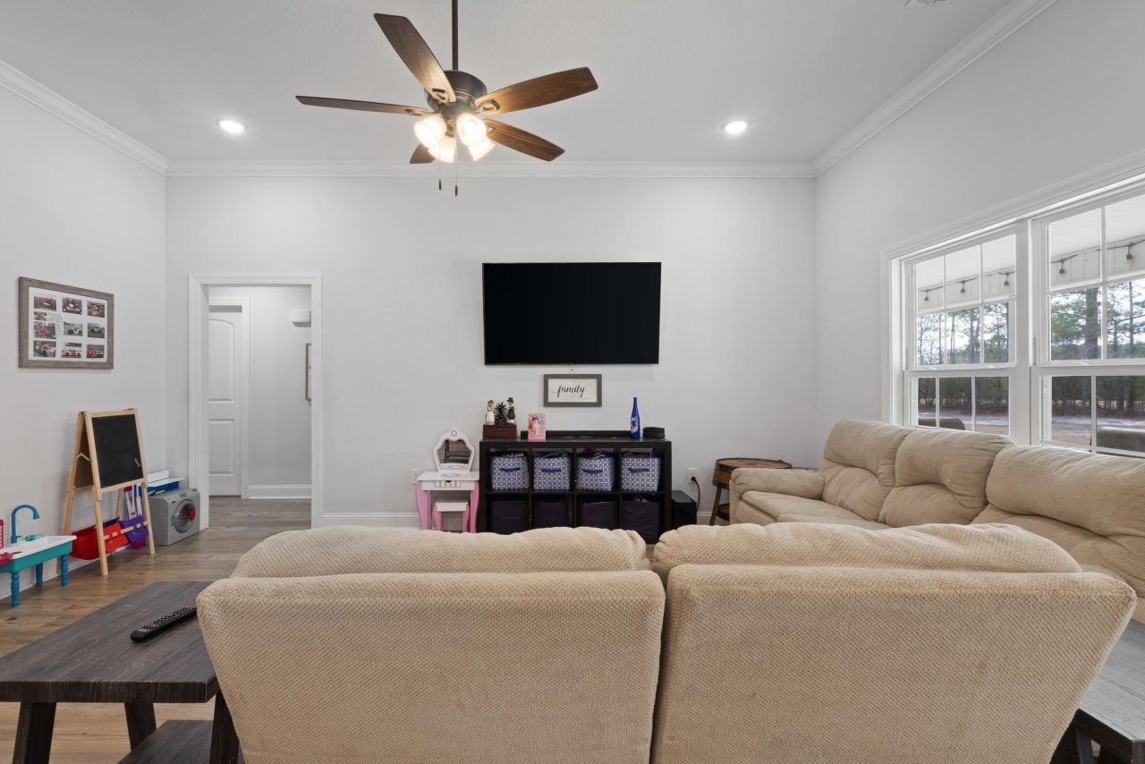 2267 Vaught Rd.  Photo 8