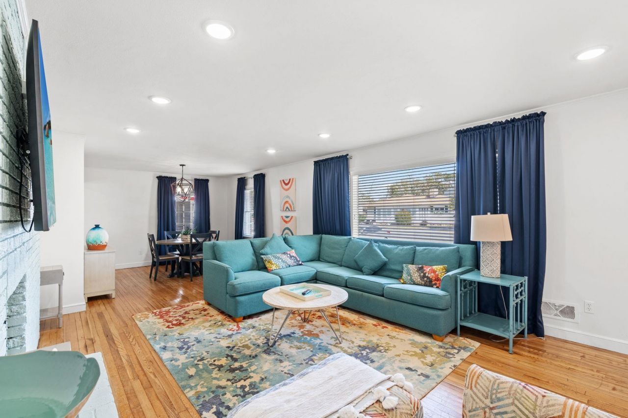 403 13th Ave. S  Photo 7