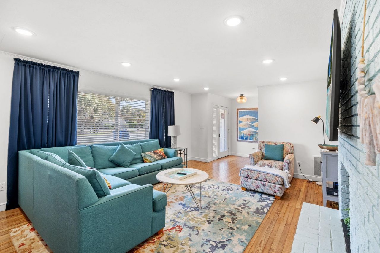 403 13th Ave. S  Photo 8