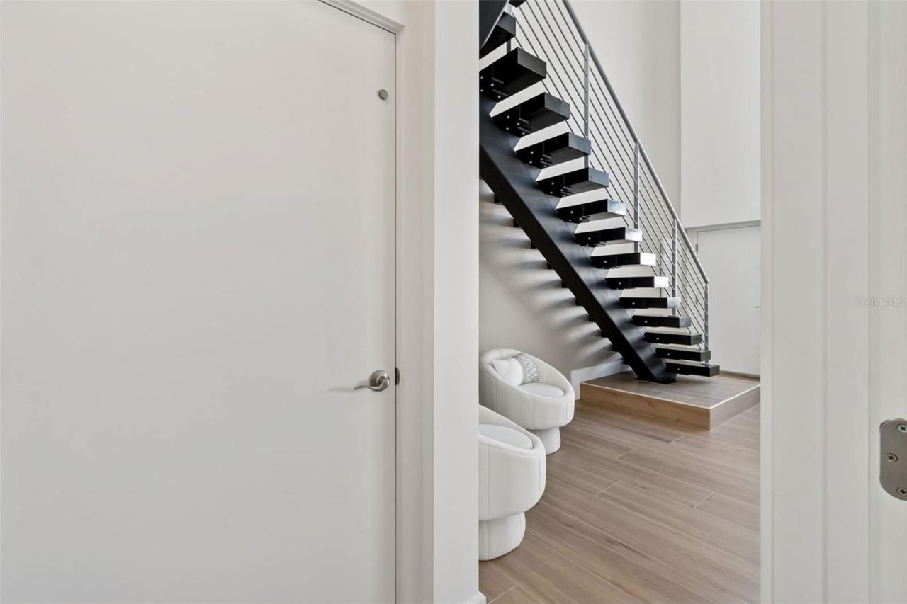 1343 4th Street, Unit 202, Sarasota, FL 34236 Photo