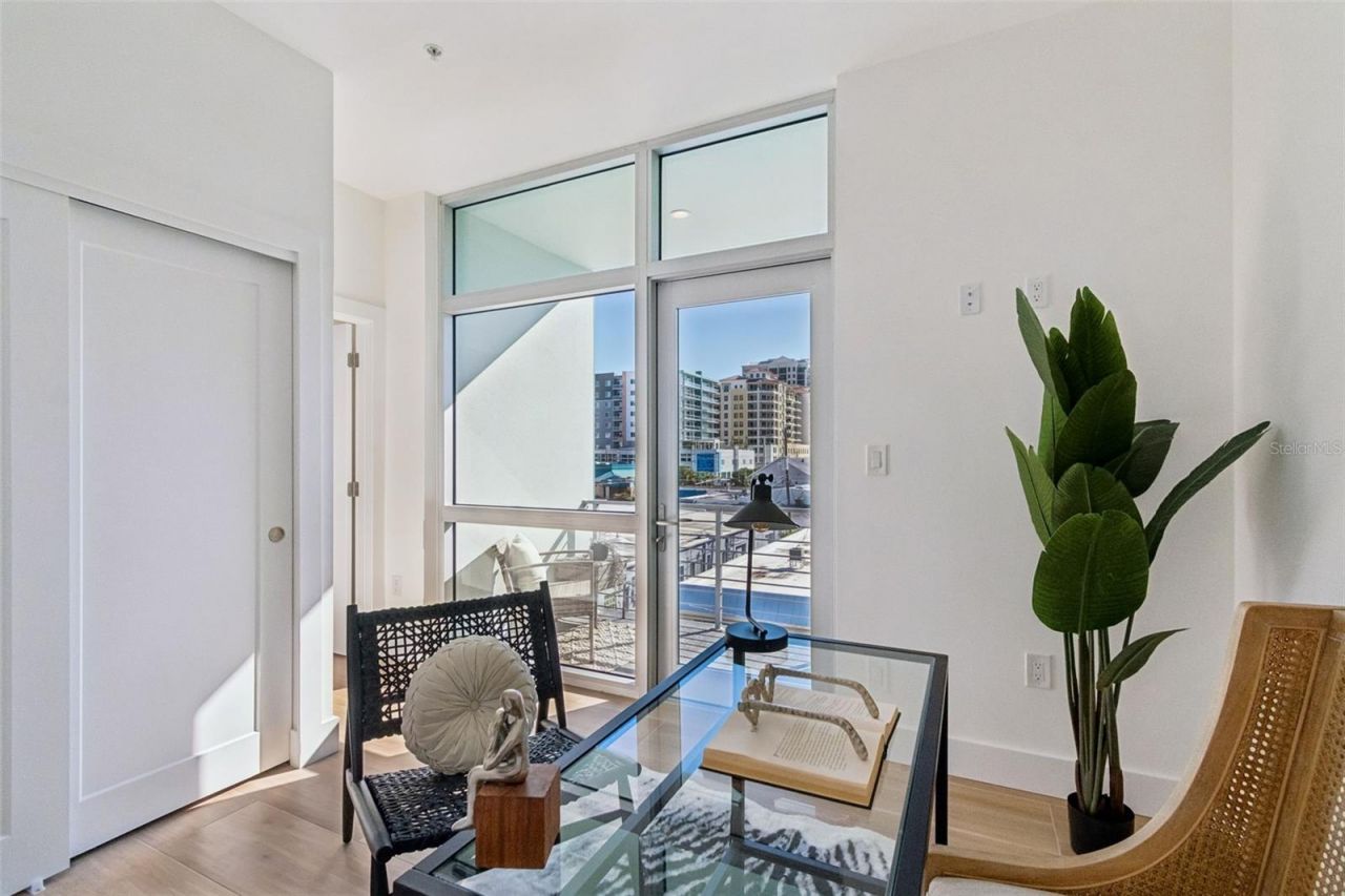 1343 4th Street, Unit 202, Sarasota, FL 34236 Photo