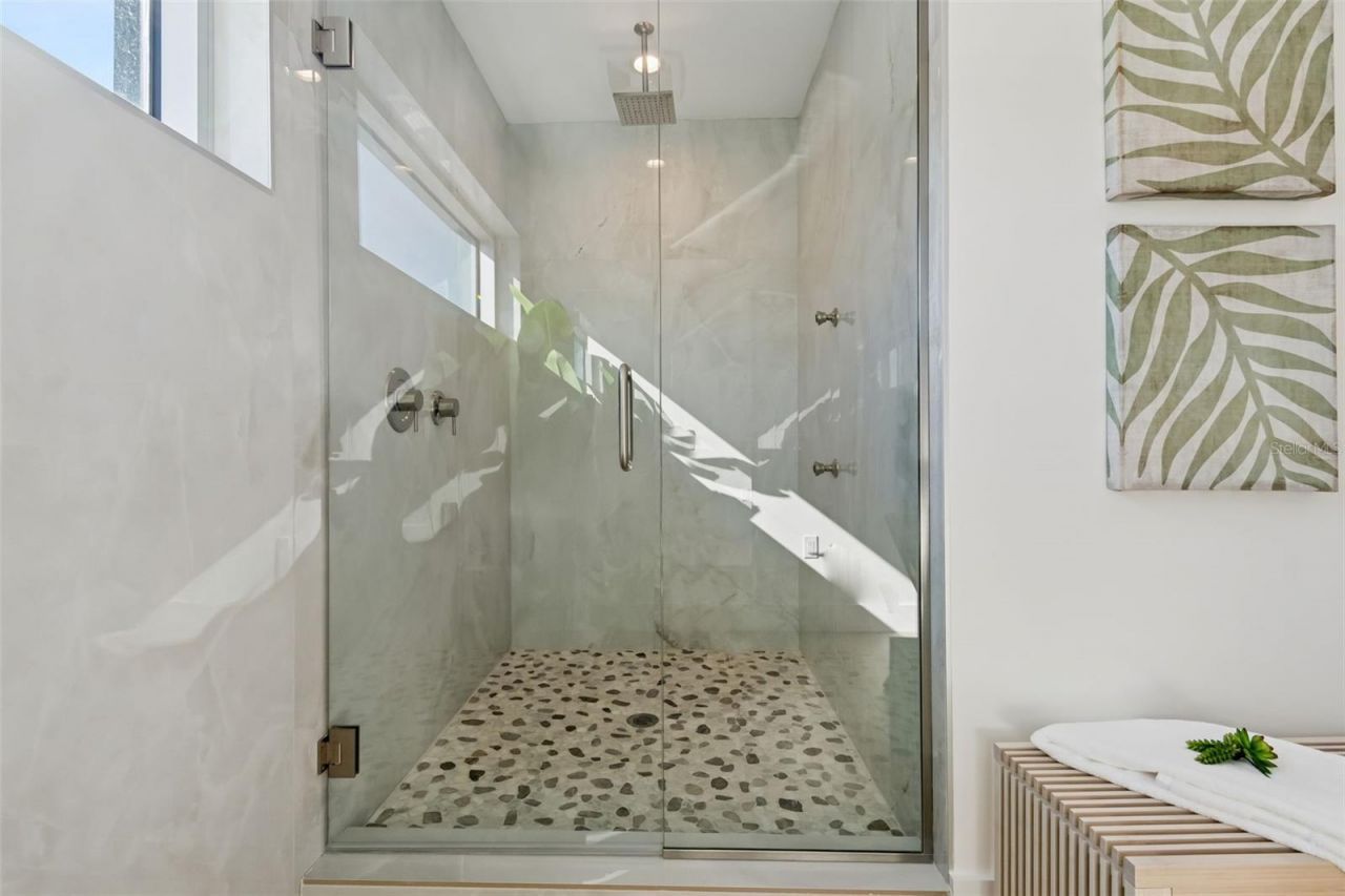 1343 4th Street, Unit 202, Sarasota, FL 34236 Photo