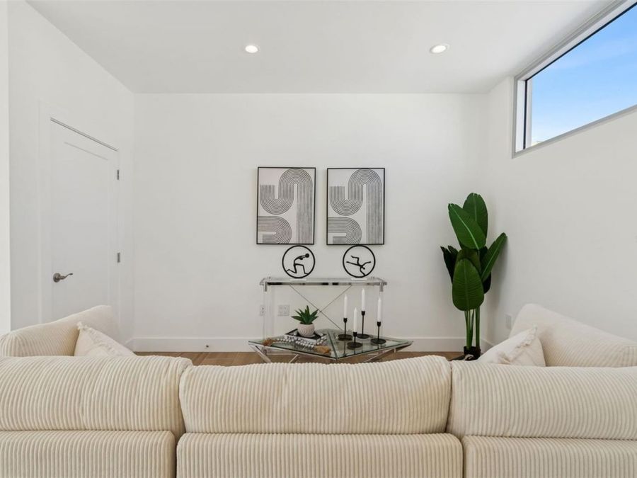 Property Image 82