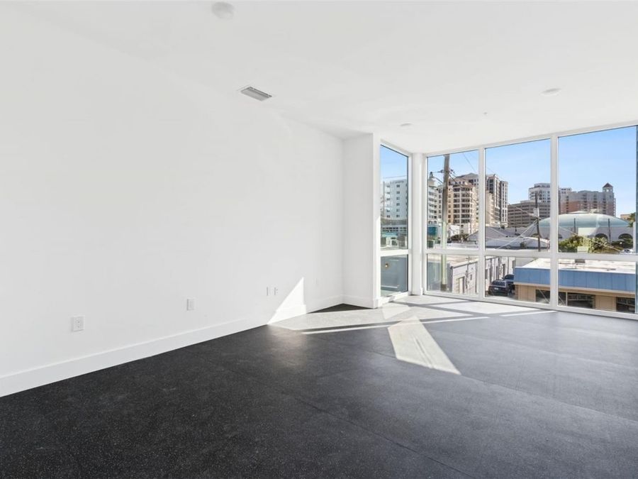 Property Image 94