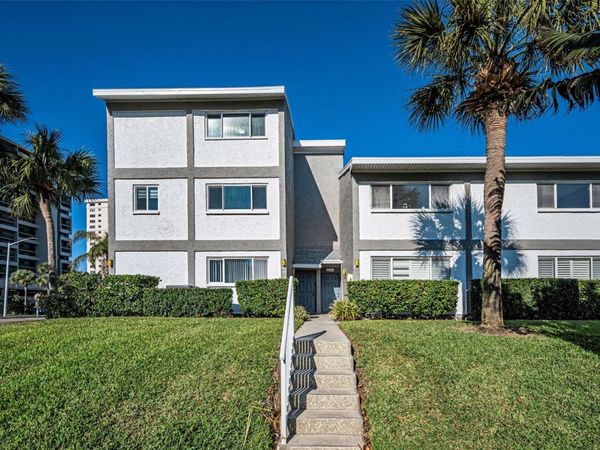 1351 GULF BOULEVARD, Unit 201, CLEARWATER BEACH, FL 33767