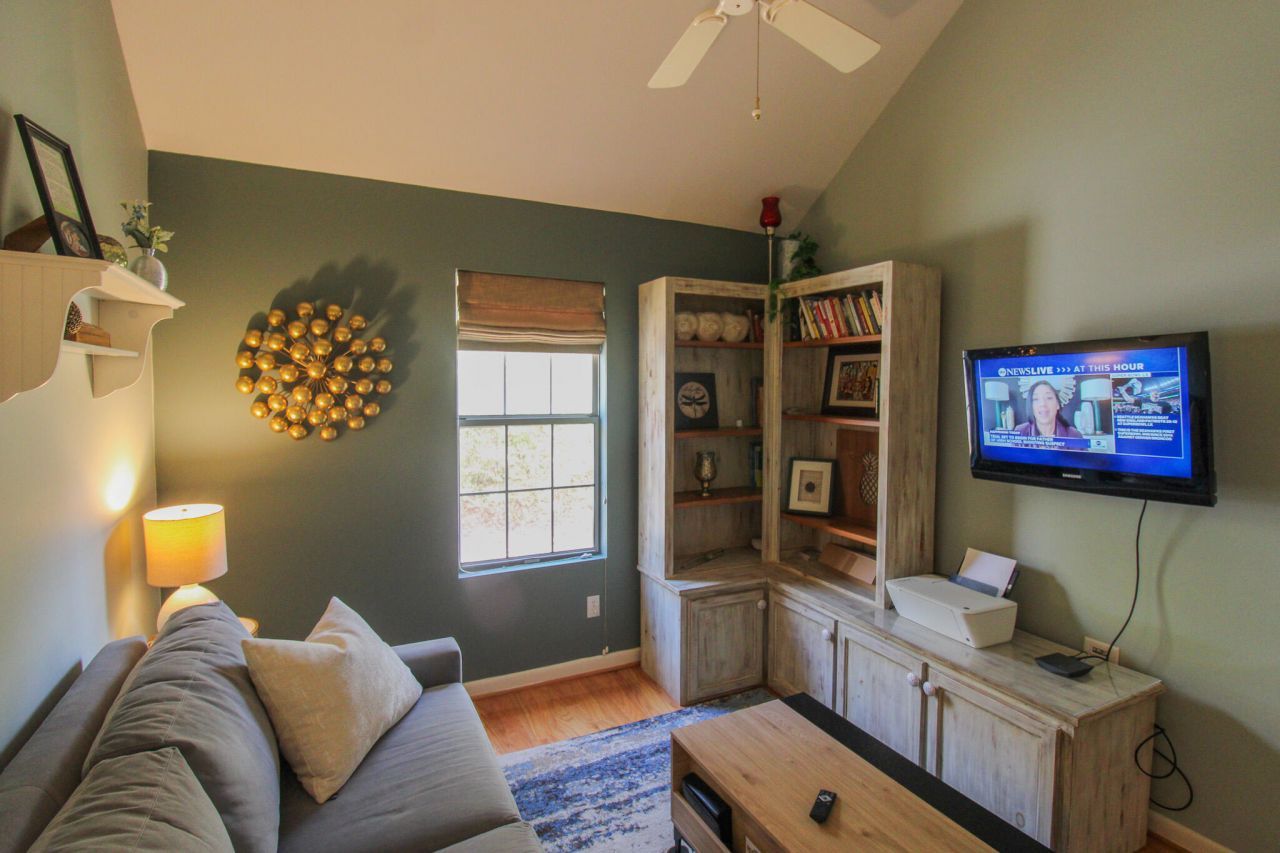 5 Townpark Lane Photo 12