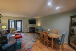 5 Townpark Lane photo 4