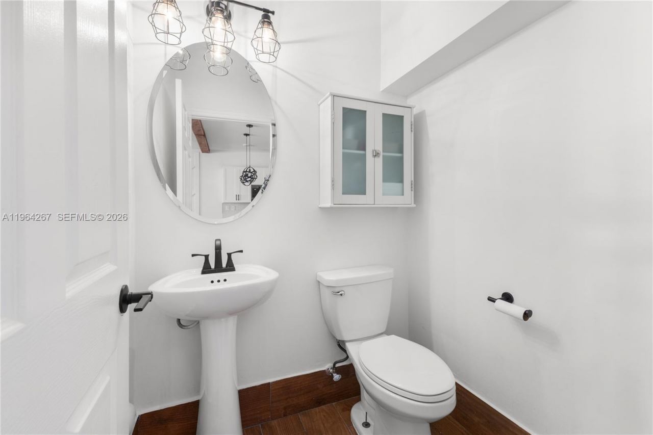 3419 W 105th Pl, Hialeah, FL 33018 Photo