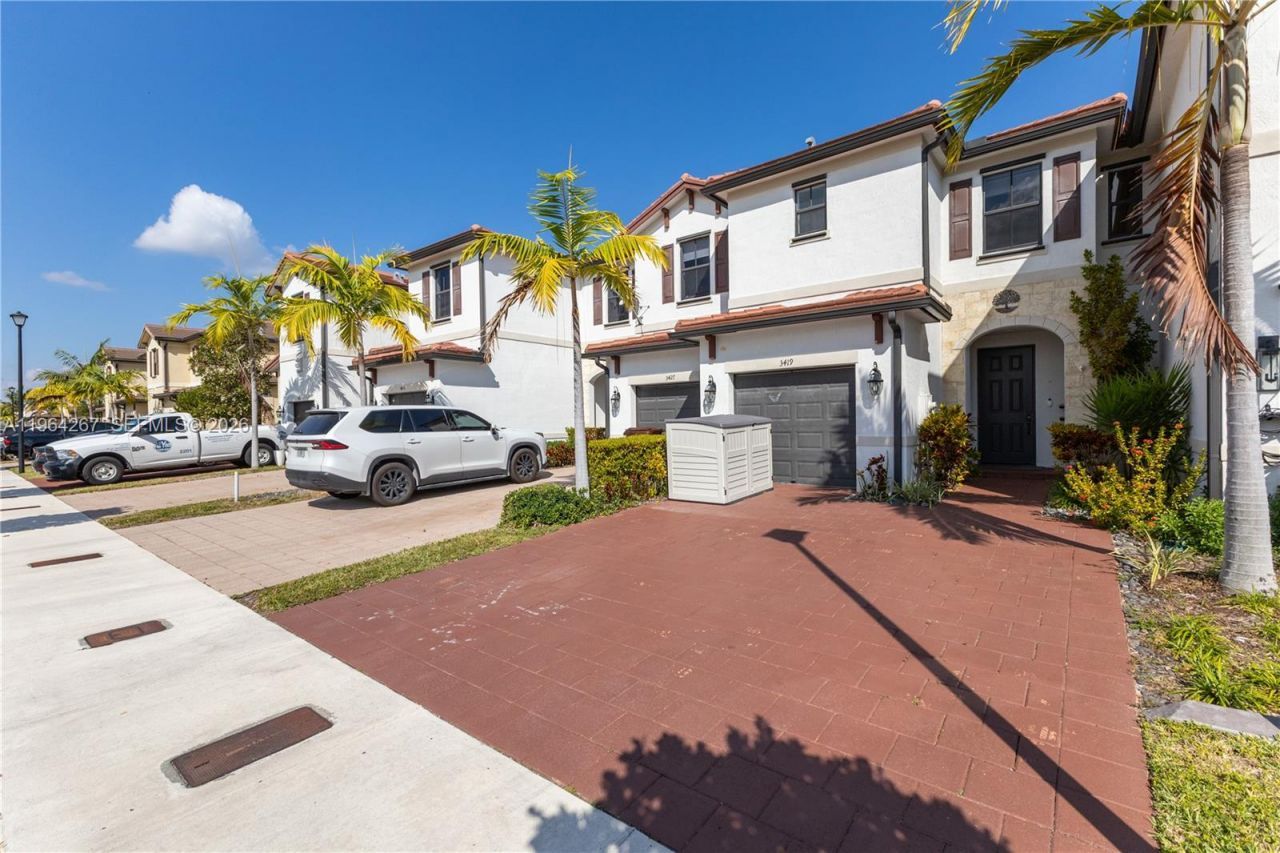 3419 W 105th Pl, Hialeah, FL 33018 Photo