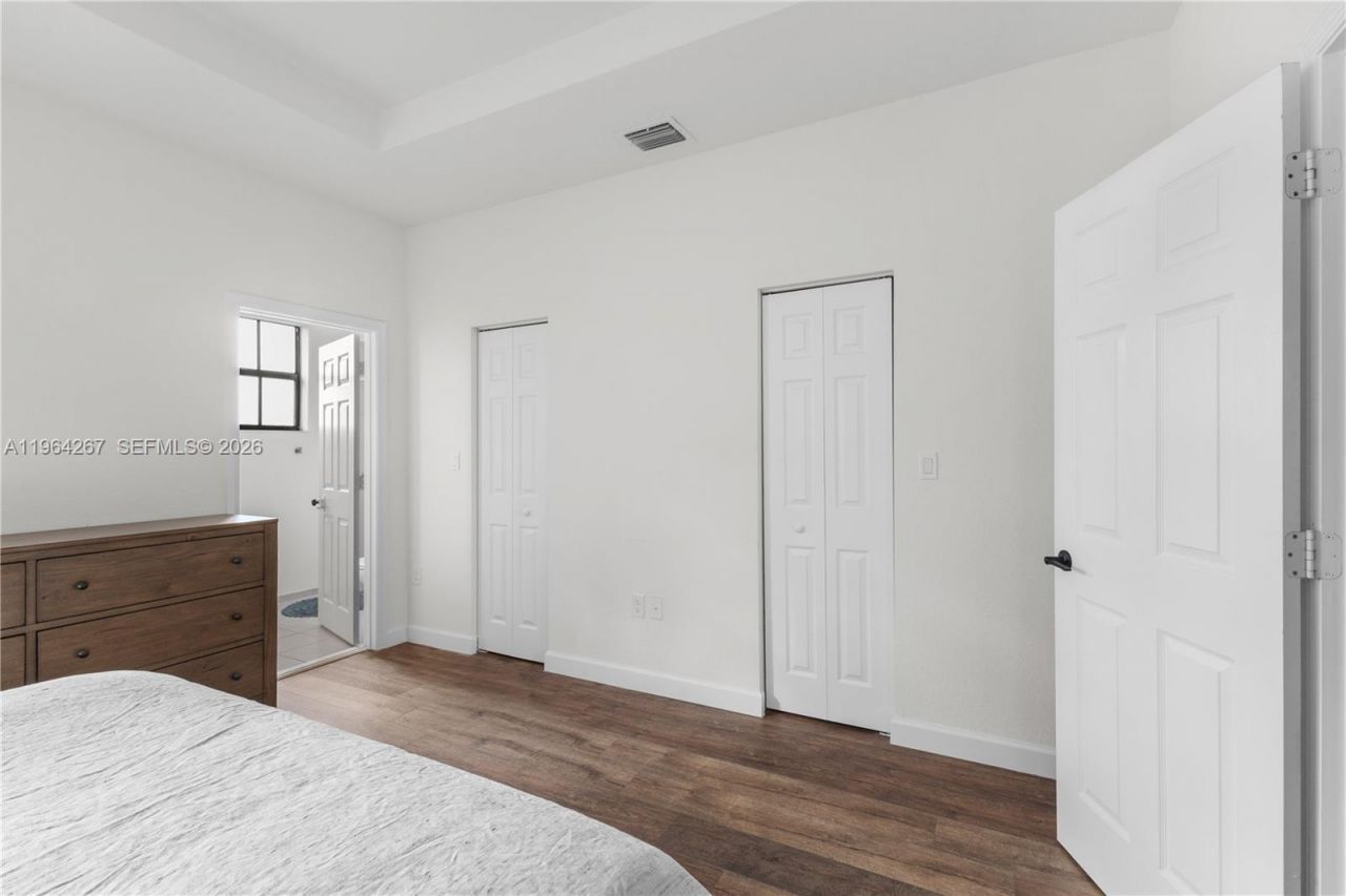 3419 W 105th Pl, Hialeah, FL 33018 Photo