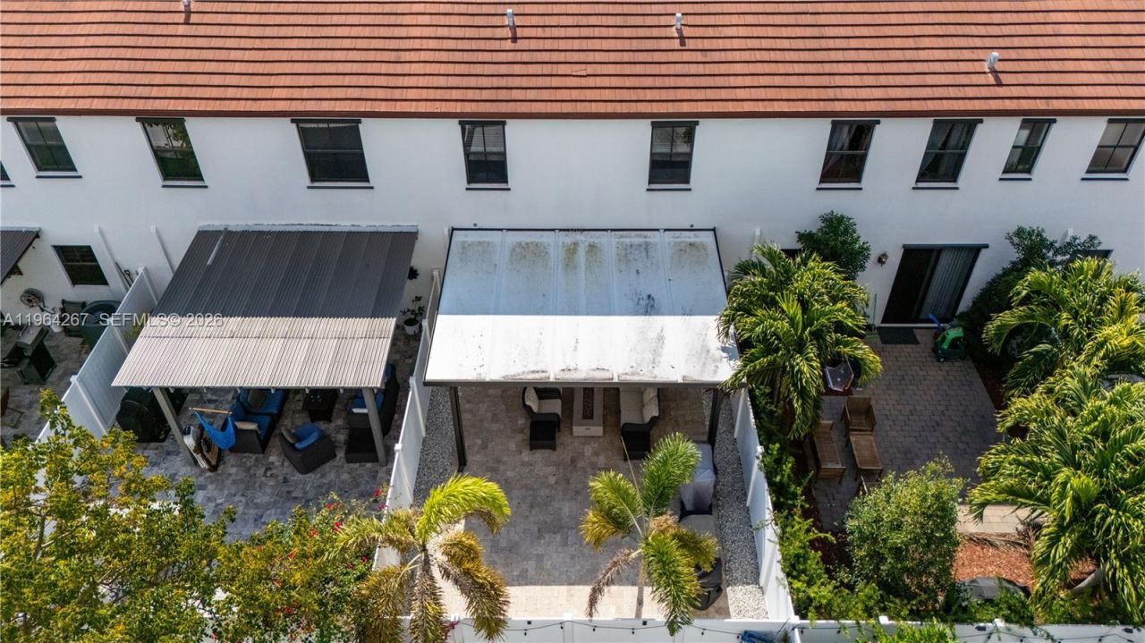 3419 W 105th Pl, Hialeah, FL 33018 Photo