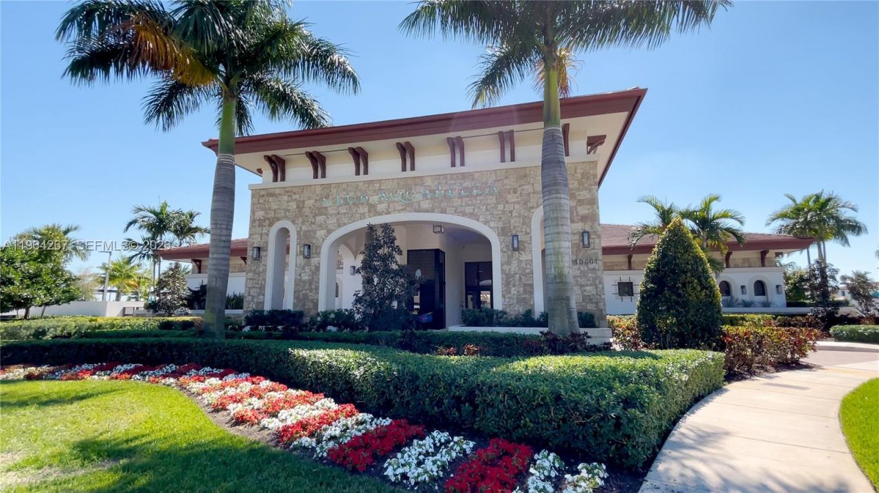 3419 W 105th Pl, Hialeah, FL 33018 Photo