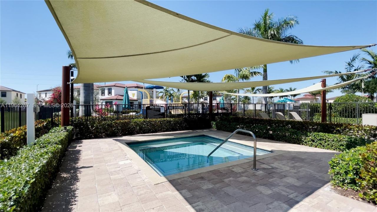 3419 W 105th Pl, Hialeah, FL 33018 Photo