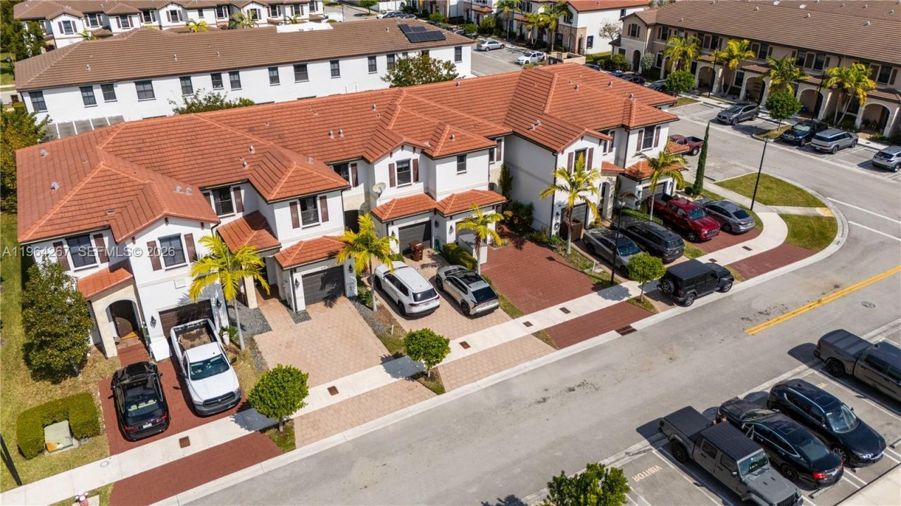 3419 W 105th Pl, Hialeah, FL 33018 Photo