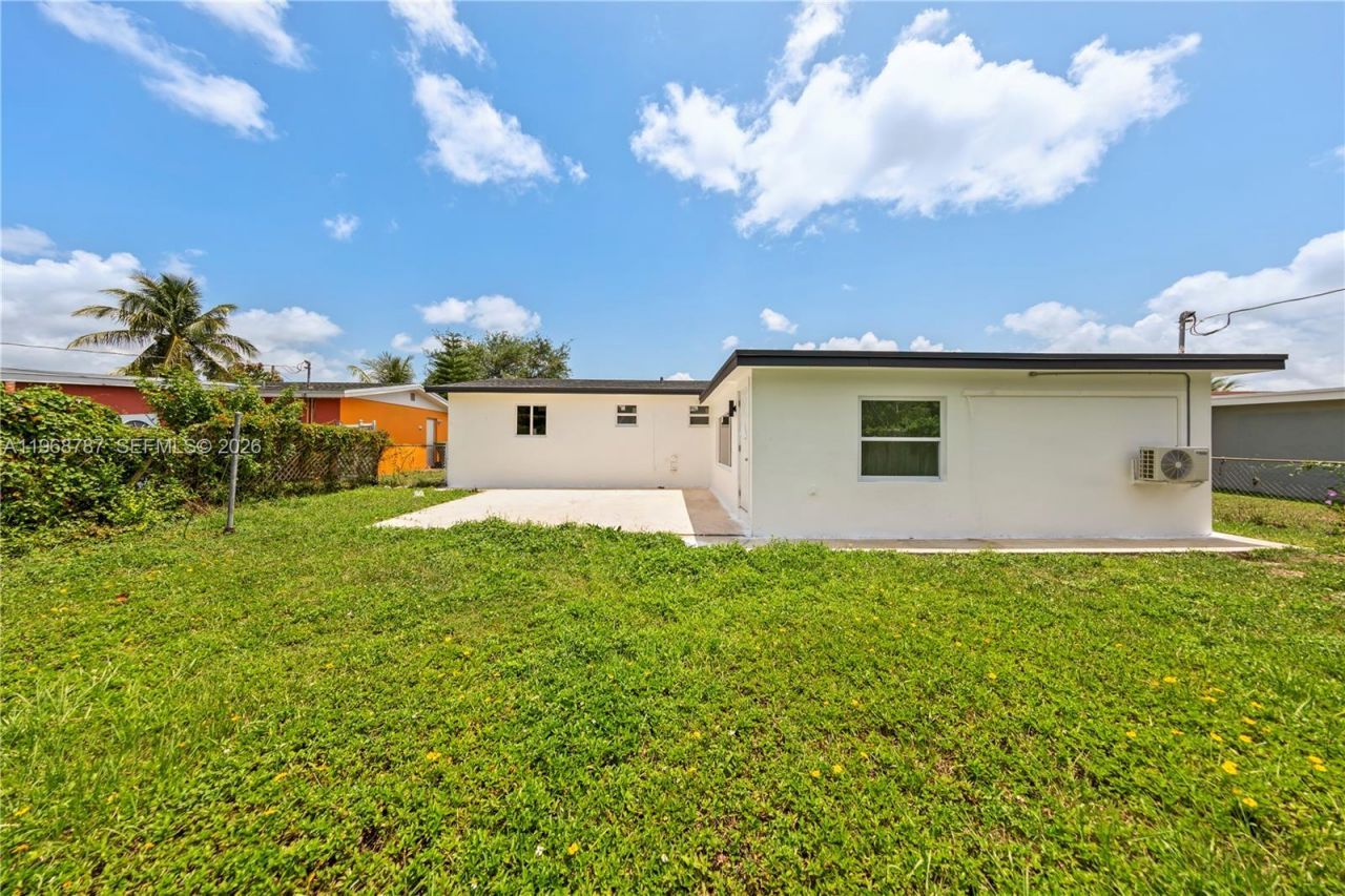 651 NW 9th St, Homestead, FL 33030 Photo