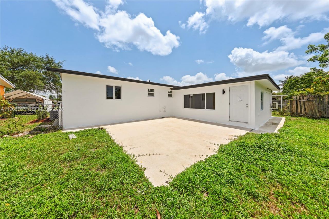 651 NW 9th St, Homestead, FL 33030 Photo