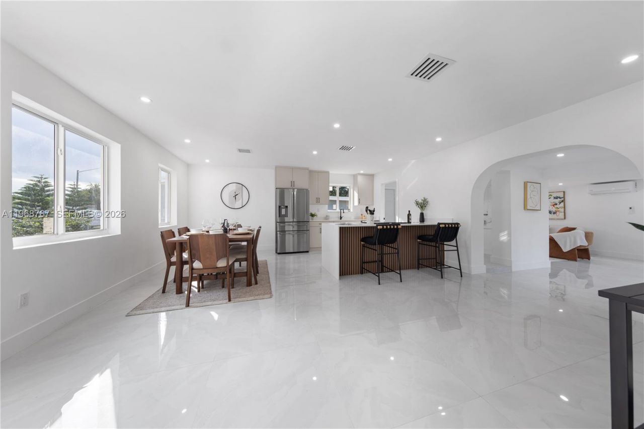 651 NW 9th St, Homestead, FL 33030 Photo