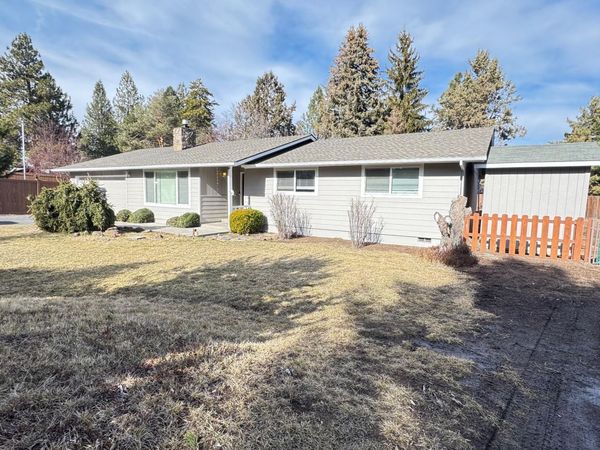 21024 SE Azalia Avenue, Bend, OR 97702