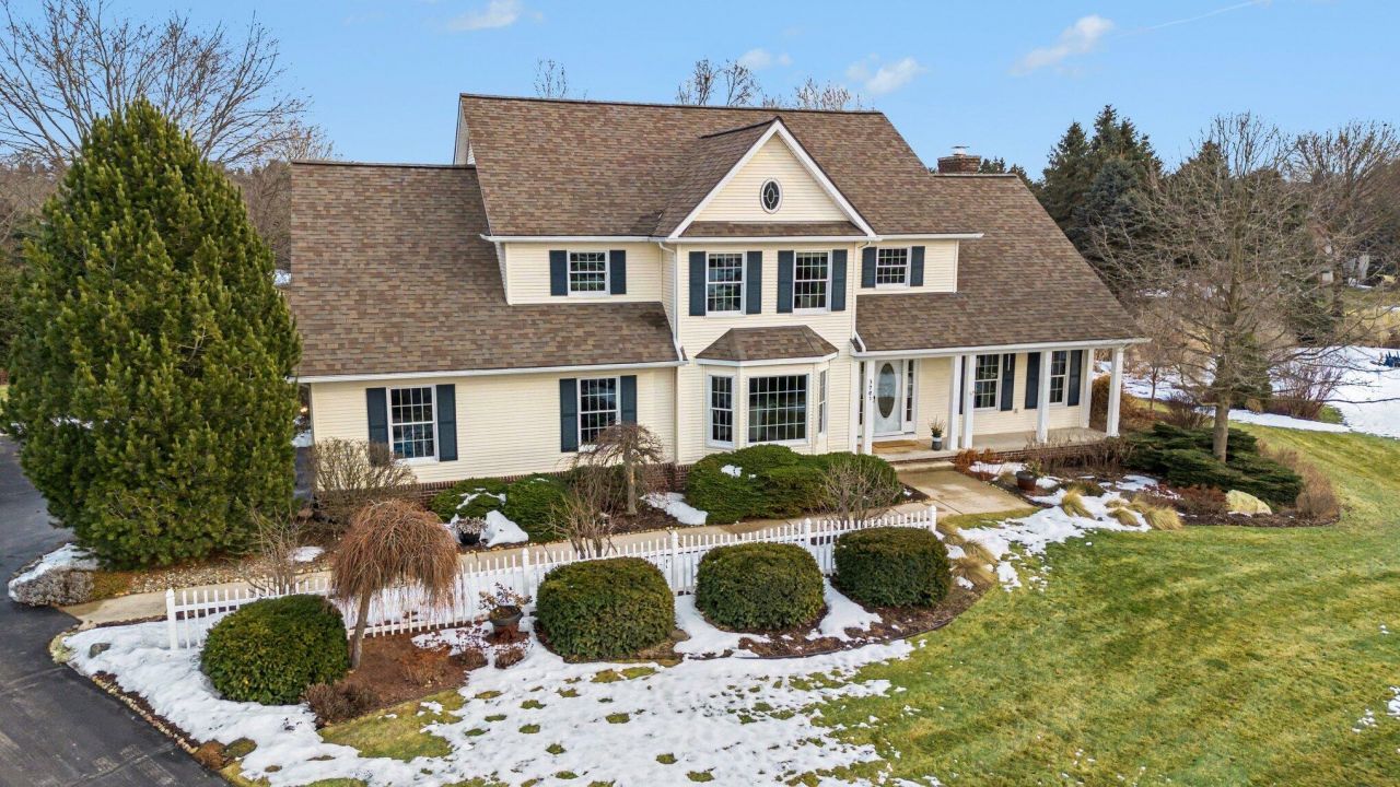 3701 E Garden Court, Saline, MI 48176 Main Photo