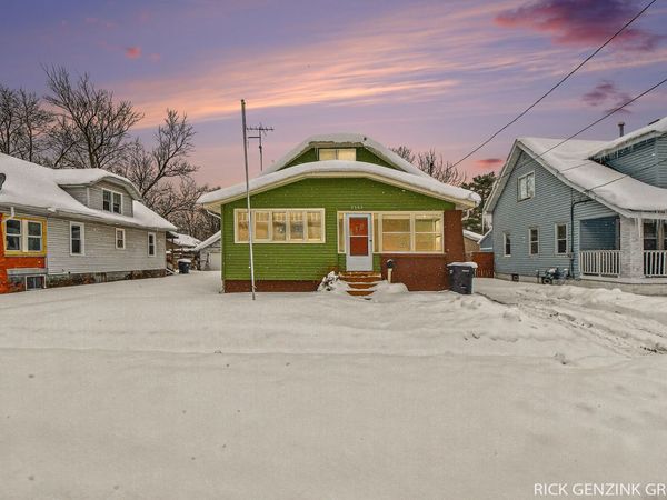 2303 Beverly Avenue SW, Wyoming, MI 49519