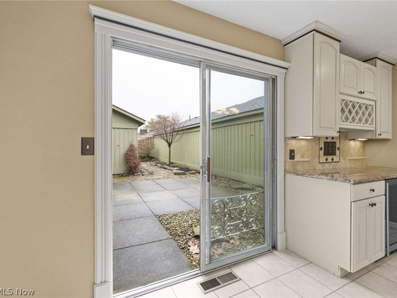 17310 Otani Court, Strongsville, OH 44136 Photo 13