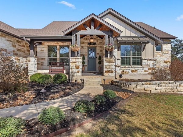 619 Cambridge, New Braunfels, TX 78132