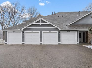 6974 Langford Court, Unit 5, Edina, MN 55436