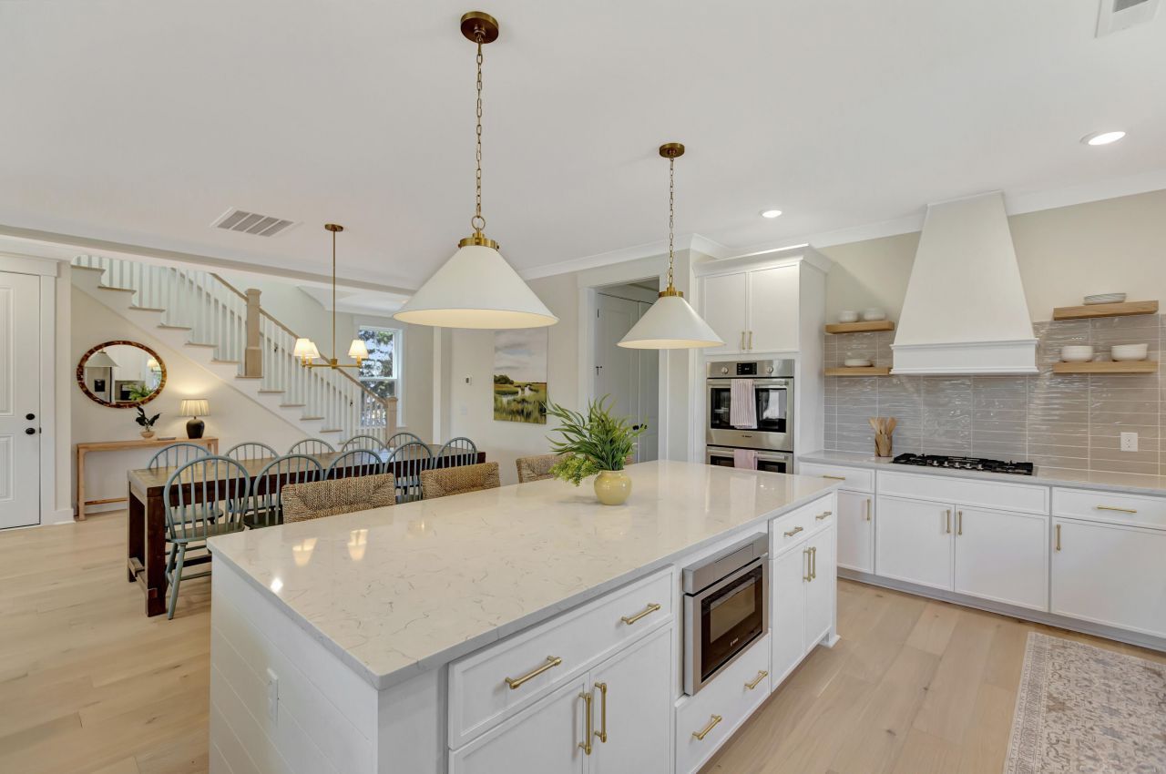 312 Palm Boulevard Photo 16