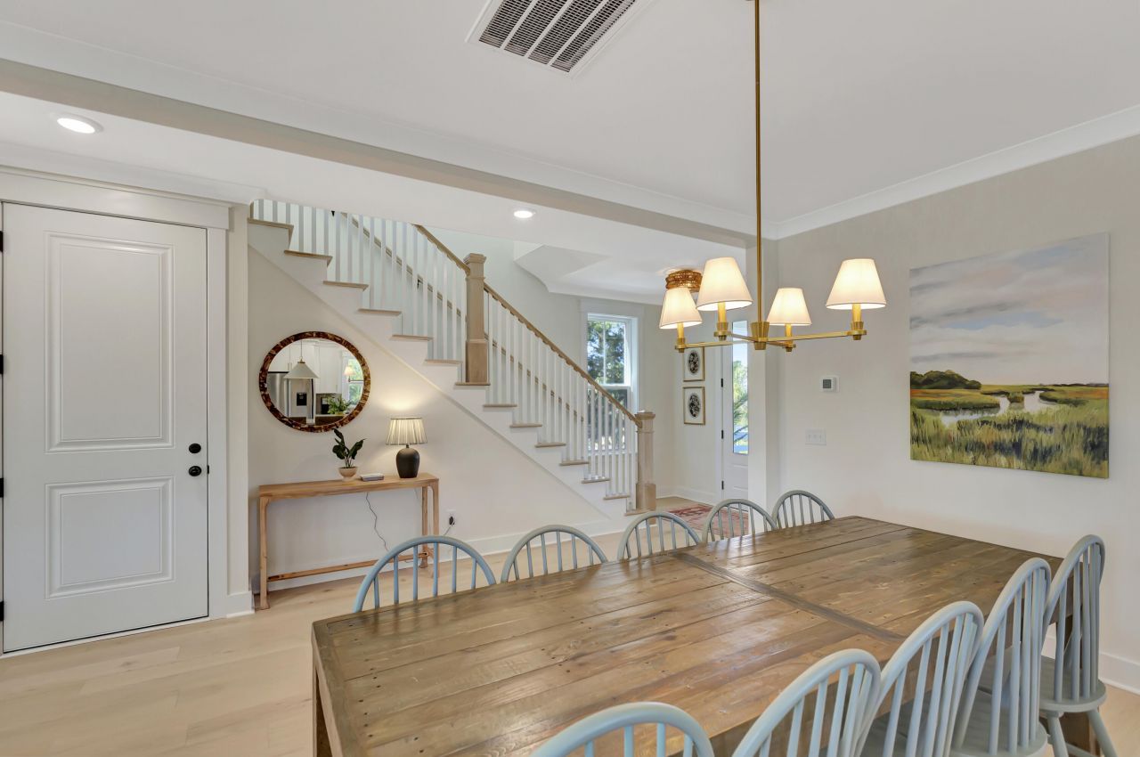 312 Palm Boulevard Photo 20