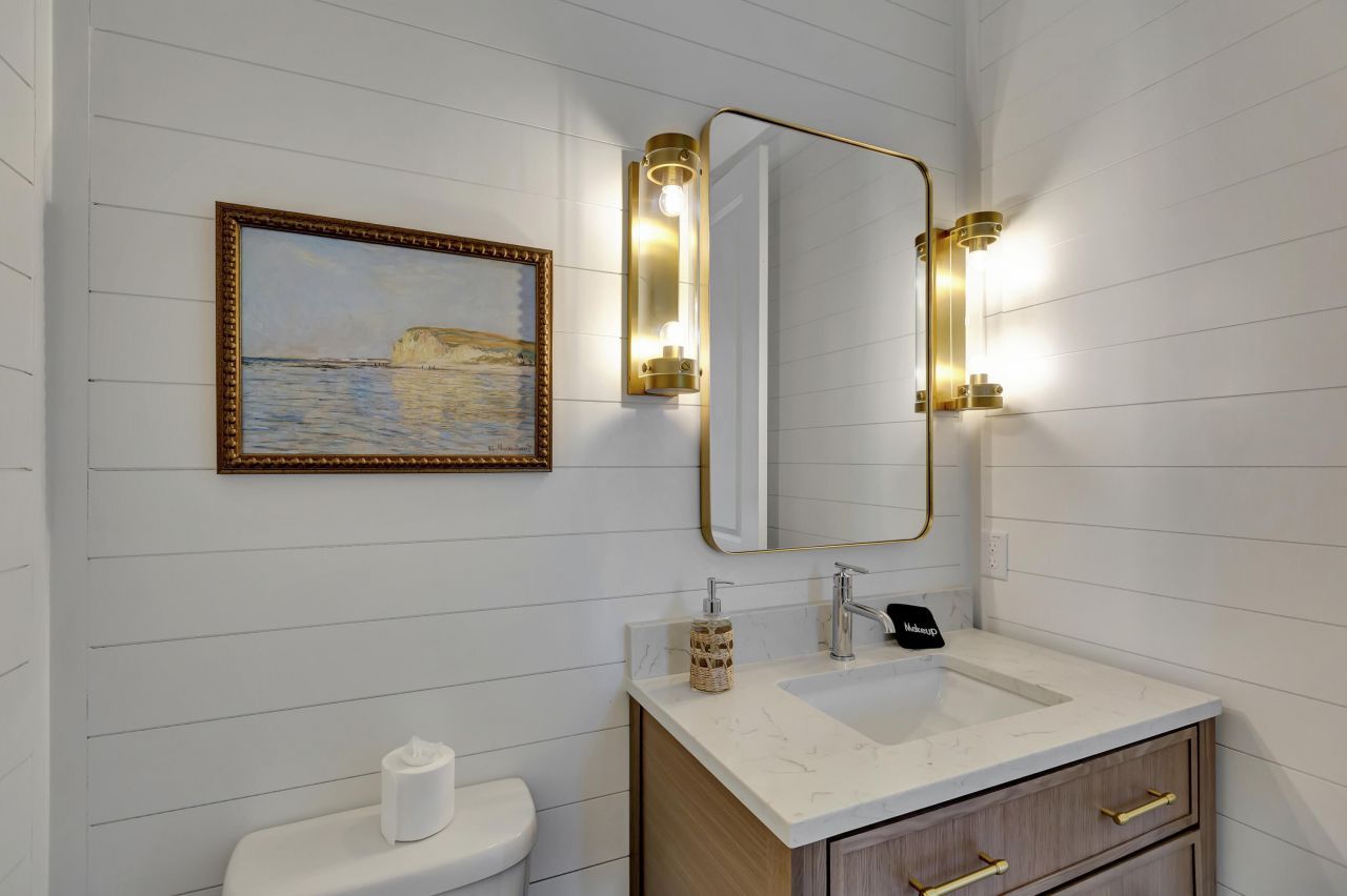 312 Palm Boulevard Photo 23