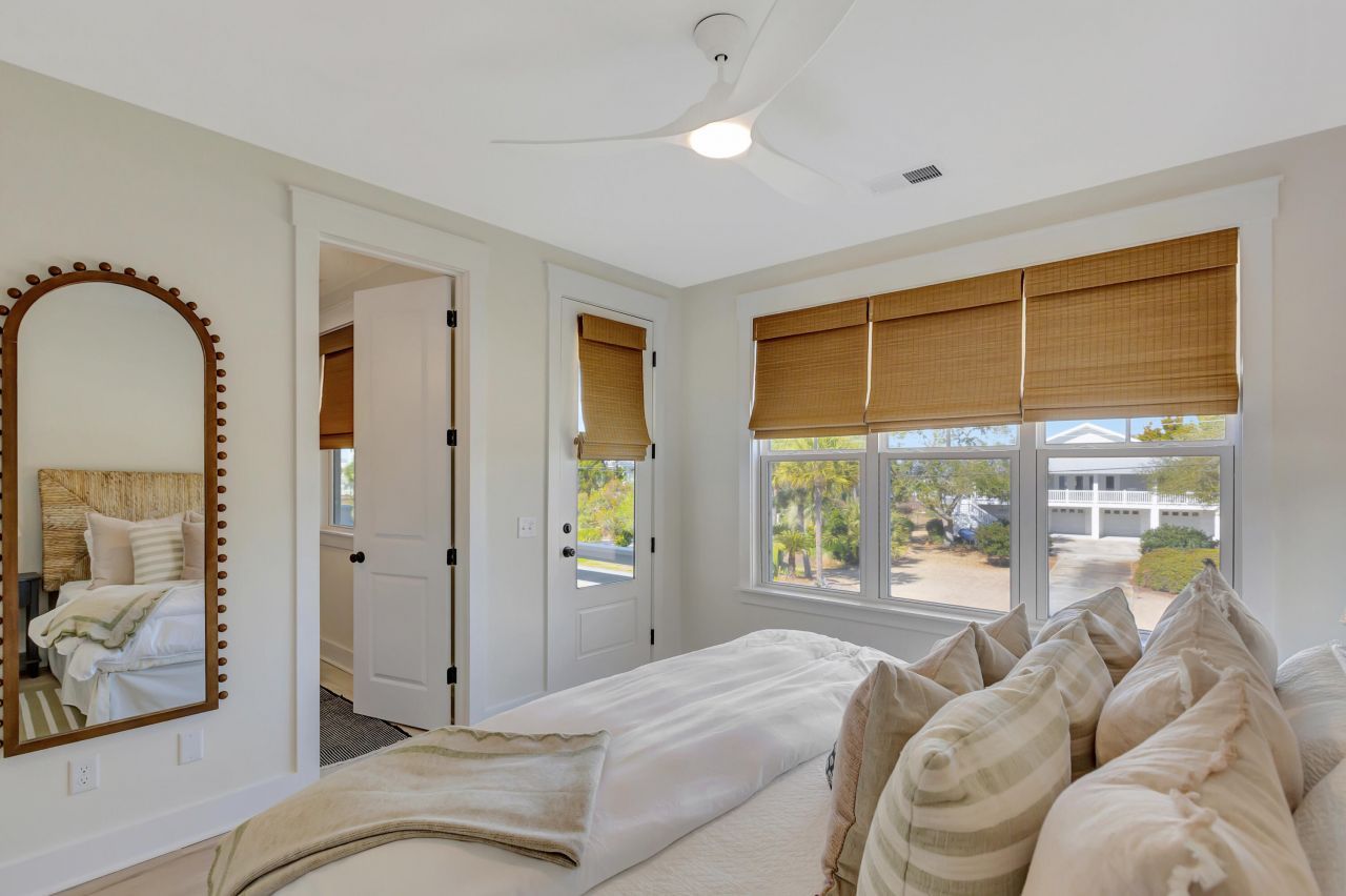 312 Palm Boulevard Photo 25