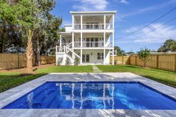 312 Palm Boulevard photo 4