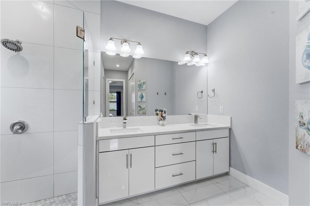 816 Bell Blvd S, Lehigh Acres, FL 33974 Photo