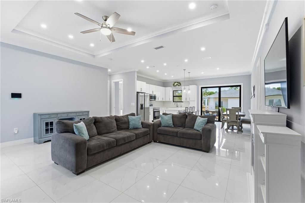 816 Bell Blvd S, Lehigh Acres, FL 33974 Photo