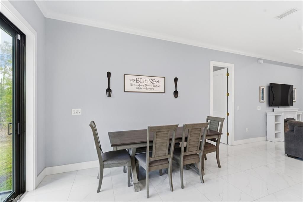 816 Bell Blvd S, Lehigh Acres, FL 33974 Photo