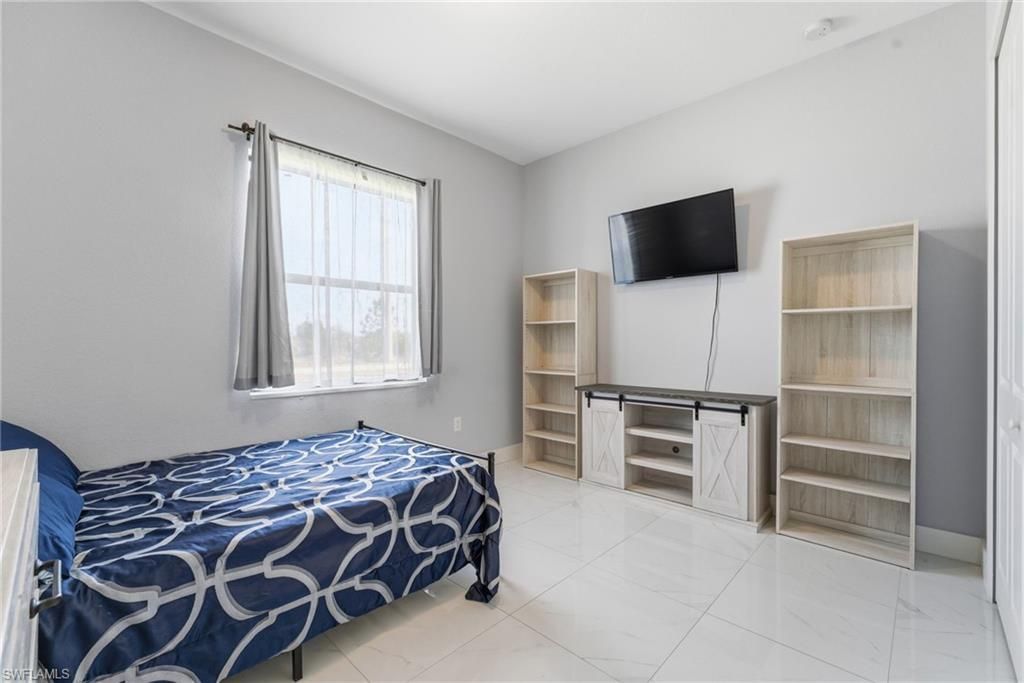 816 Bell Blvd S, Lehigh Acres, FL 33974 Photo