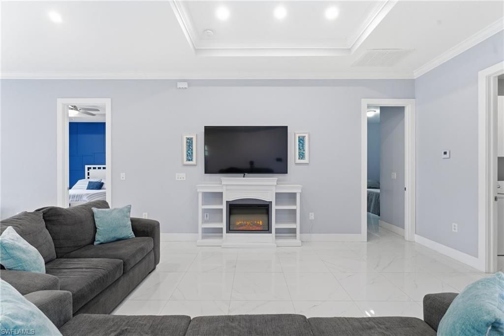 816 Bell Blvd S, Lehigh Acres, FL 33974 Photo