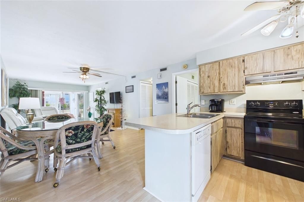 1100 Pondella Rd, Unit 904, Cape Coral, FL 33909 Photo