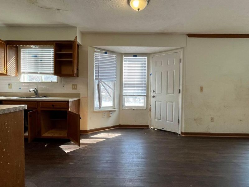 1372 Stanwix Court , Columbus, OH 43223 Photo 3