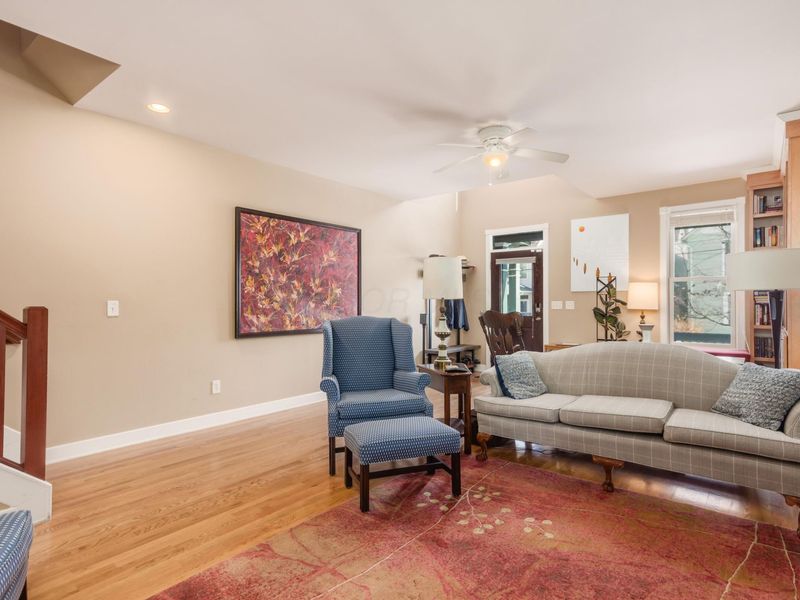 971 N 6th Street, Columbus, OH 43201 Photo 11